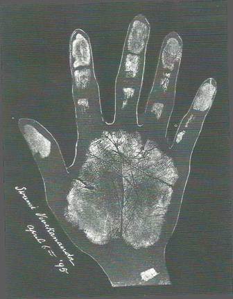 An autographed photo of Swami Vivekananda’s hand taken in the year 1895.